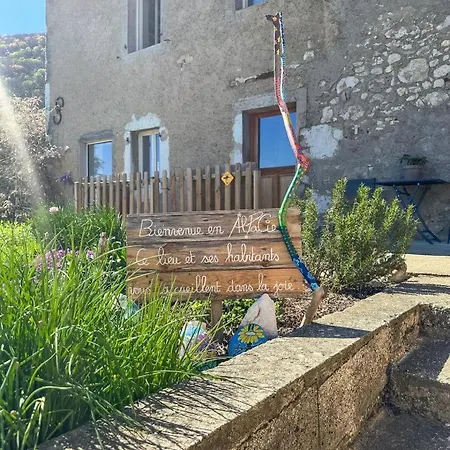 En Alpacie Cessens